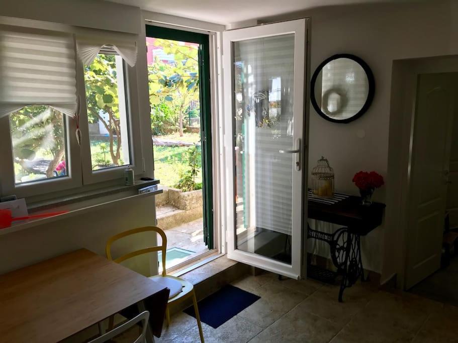 Garden Cozy Apartment Задар Екстериор снимка